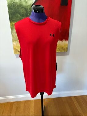 Men’s Under Armour Red Sleeveless Athletic Shirt